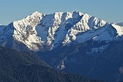 66 L'impervo versante nord di Cima Menna (2300 m)